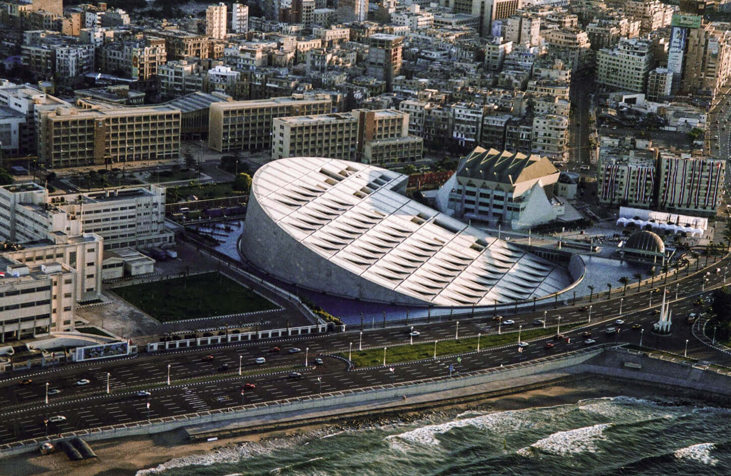 A-wonderful-picture-of-the-Library-of-Alexandria-from-the-top