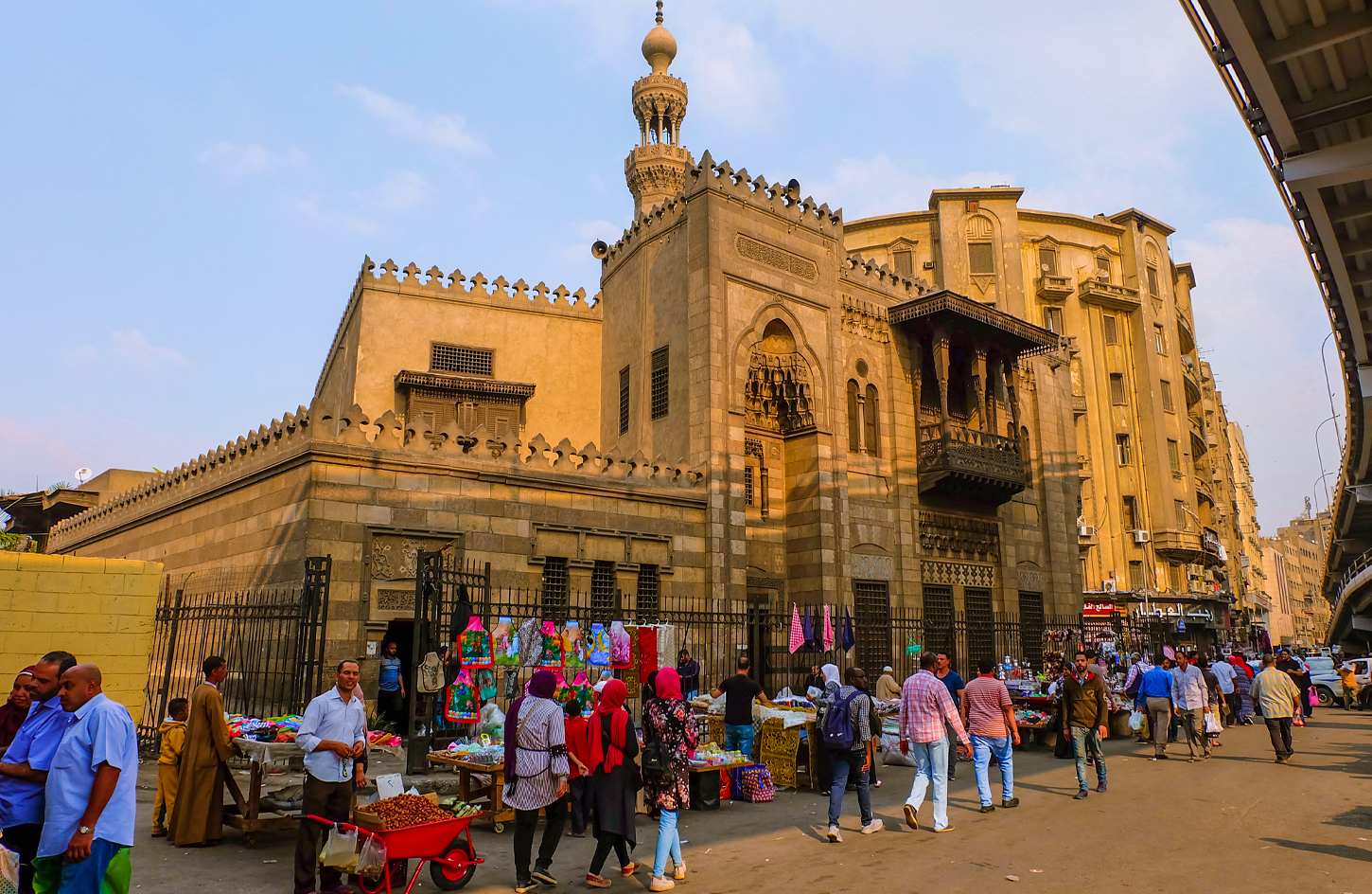 Wonderful-Al-Moez-Street-1