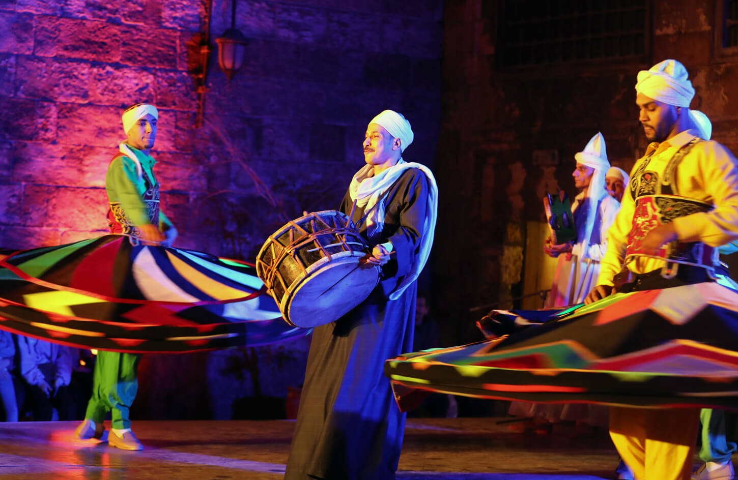 a-great-shot-from-the-baladi-drum-in-the-tanoura-show